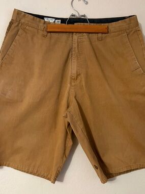 Volcom Corpo Class Men’s Chino Shorts Size 36 Brown Tan Skater